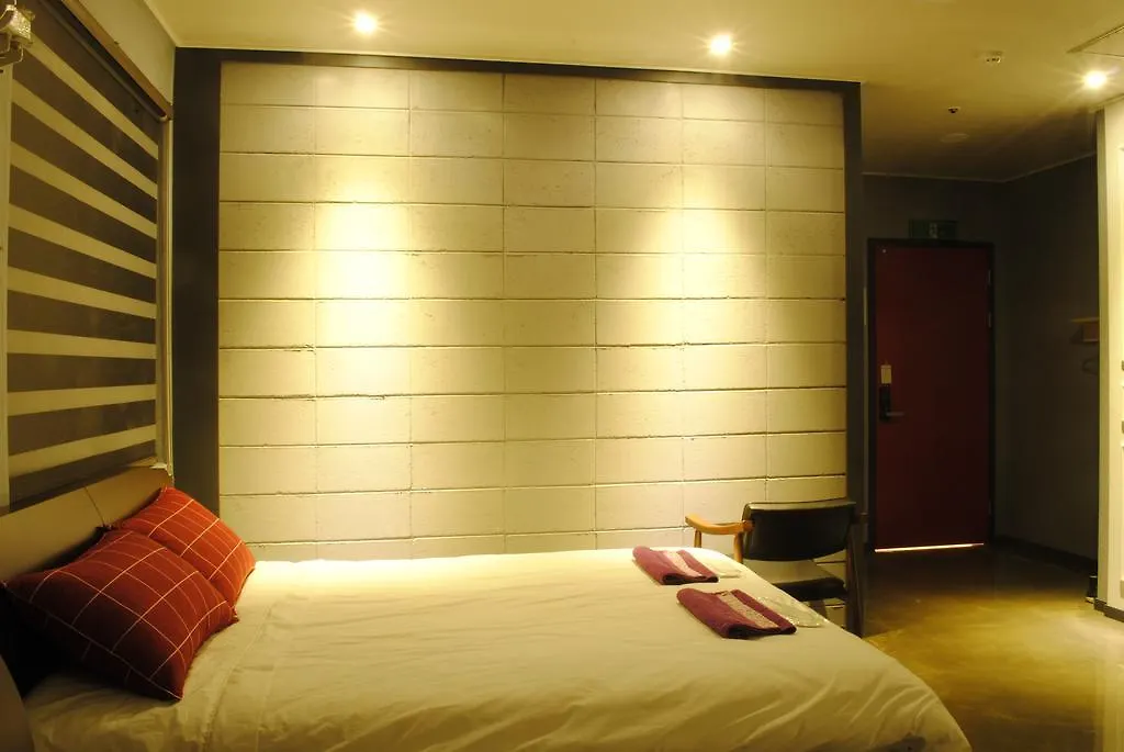 Moondong'S Hostel Busan