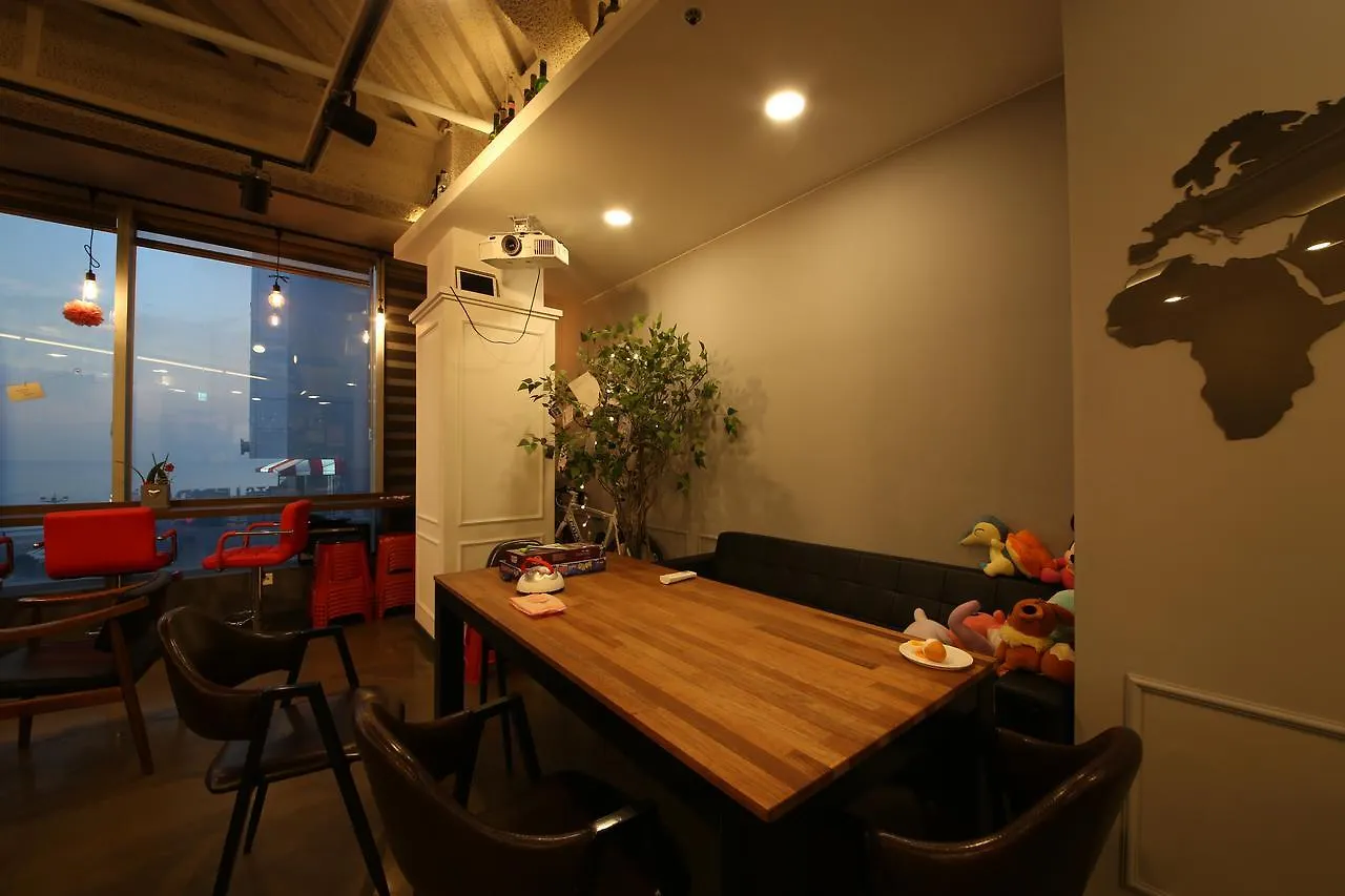 Moondong'S Hostel Busan 2*,  South Korea
