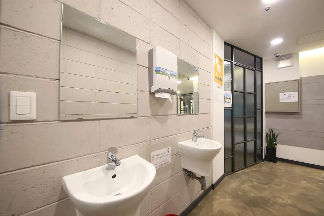 Guest house Moondong'S Hostel Busan