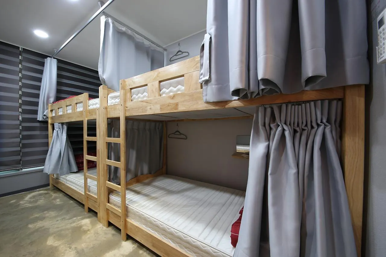 Guest house Moondong'S Hostel Busan