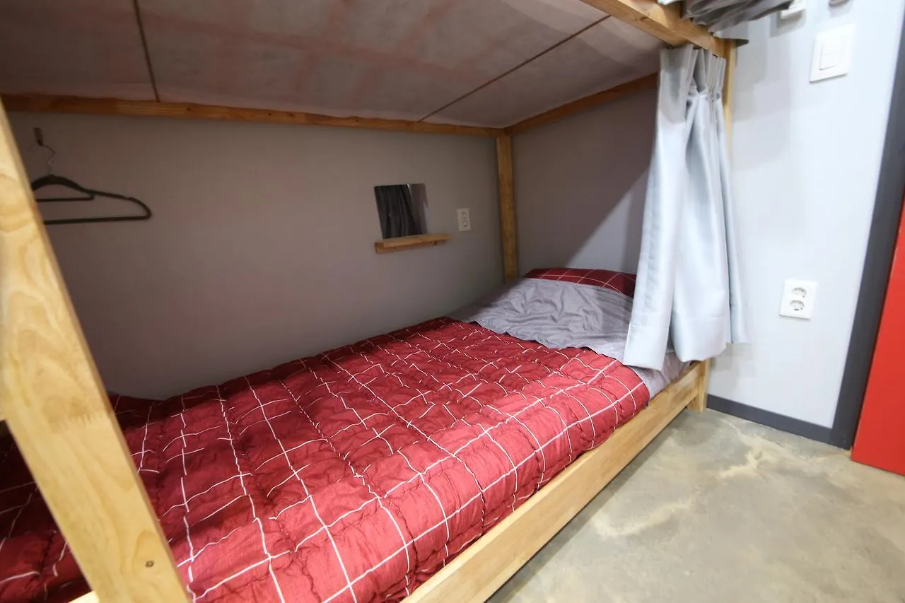 Moondong'S Hostel Busan South Korea